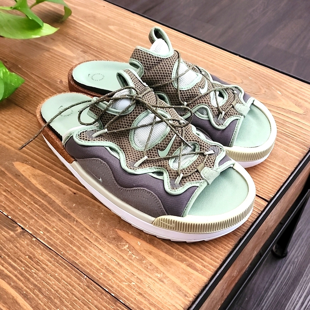 Nike Offline 2.0 slides. Size 10.5